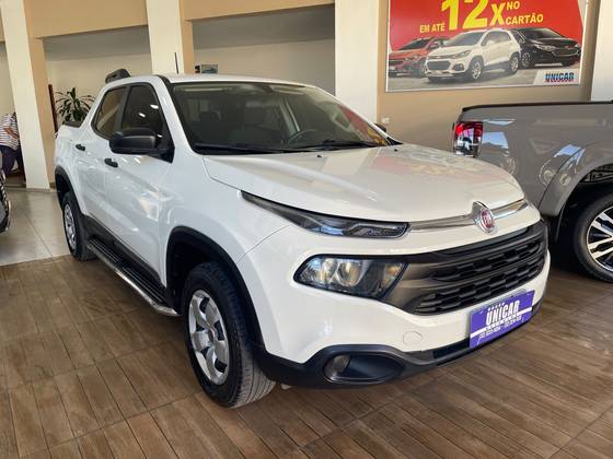 FIAT TORO 1.8 16V EVO FLEX FREEDOM AT6 FIAT TORO 1.8 16V EVO FLEX FREEDOM AT6